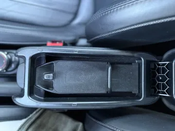 Car image 45