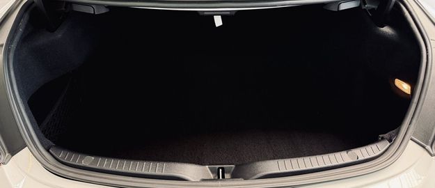 Car image 44