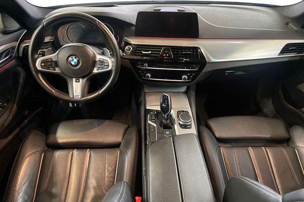 BMW 530i Touring xDrive 185 kW image number 9