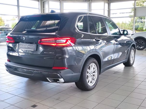 BMW X5 xDrive30d 195 kW image number 3