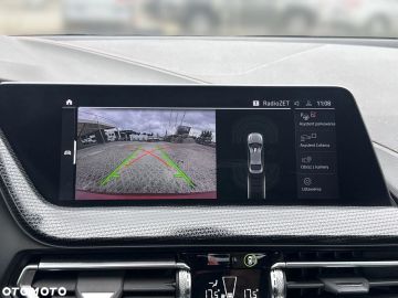 Car image 35