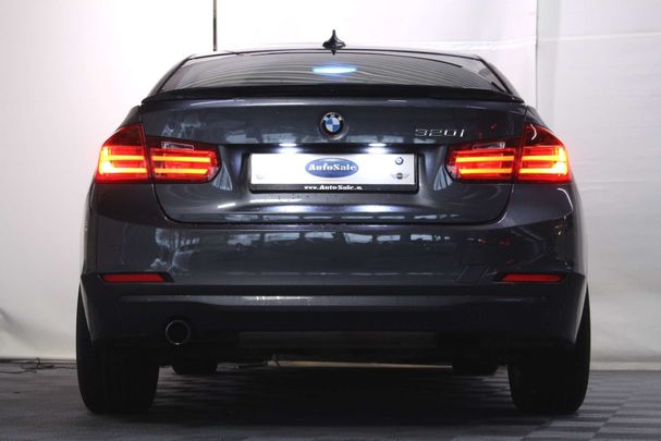 BMW 320i 135 kW image number 6