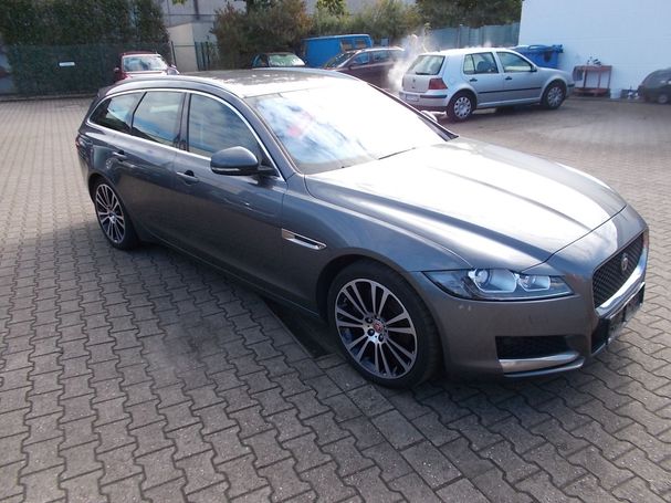 Jaguar XF R 184 kW image number 2