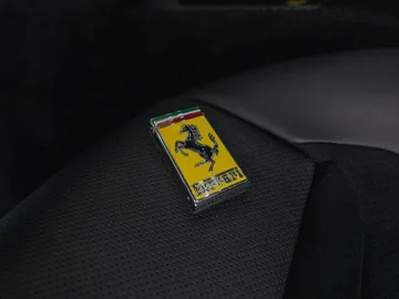 Car image 47