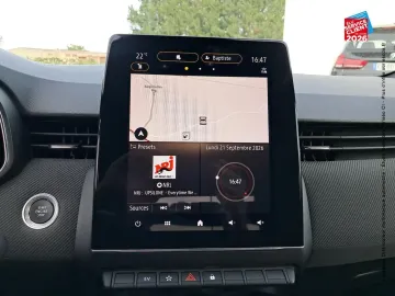 Car image 20