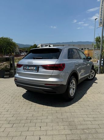 Audi Q3 45 TFSIe S tronic Business 180 kW image number 11