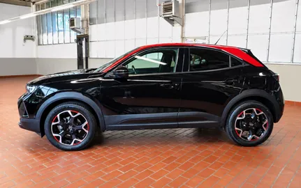 Car image 2