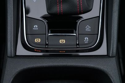 Car image 32