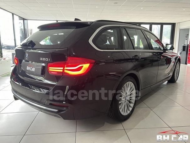 BMW 320i Touring 135 kW image number 15