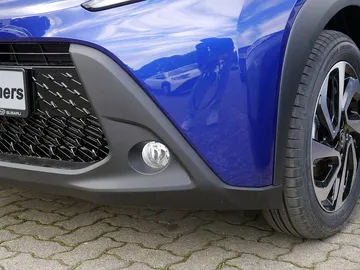 Car image 28