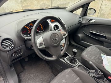 Car image 10