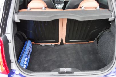 Car image 17