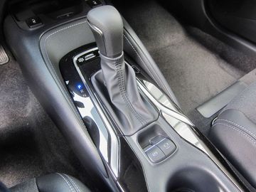 Car image 9