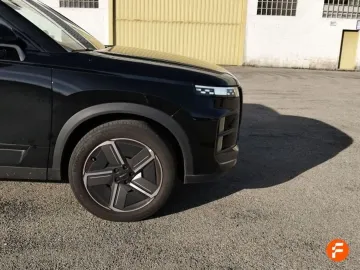 Car image 31