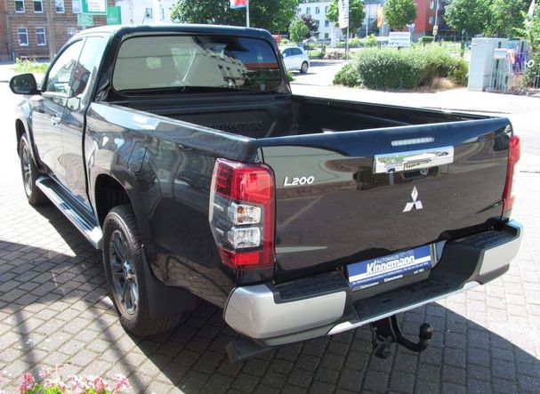 Mitsubishi L200 Club Cab 2.2 110 kW image number 8