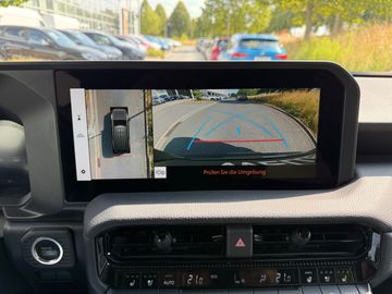 Car image 34