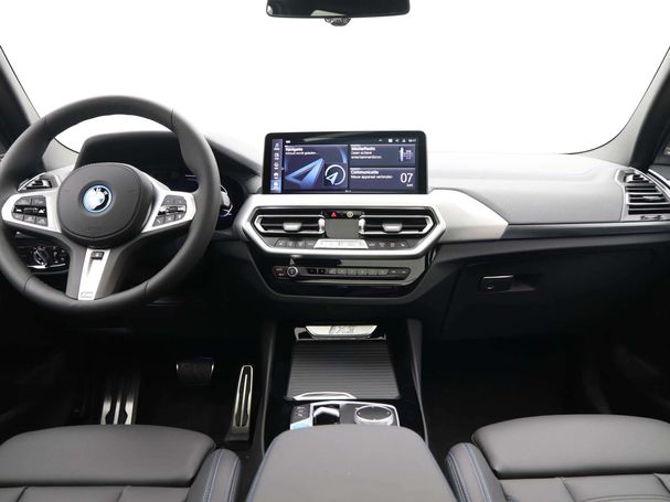 BMW iX3 80 kWh 210 kW image number 13