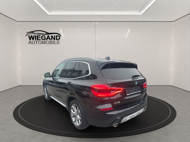 BMW X3 xDrive30e xLine 215 kW image number 3