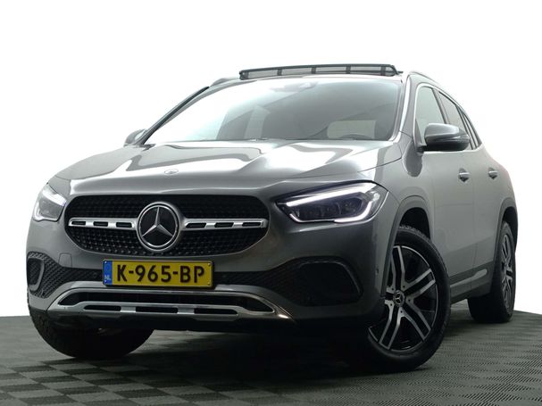 Mercedes-Benz GLA 200 121 kW image number 1