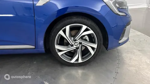 Car image 20