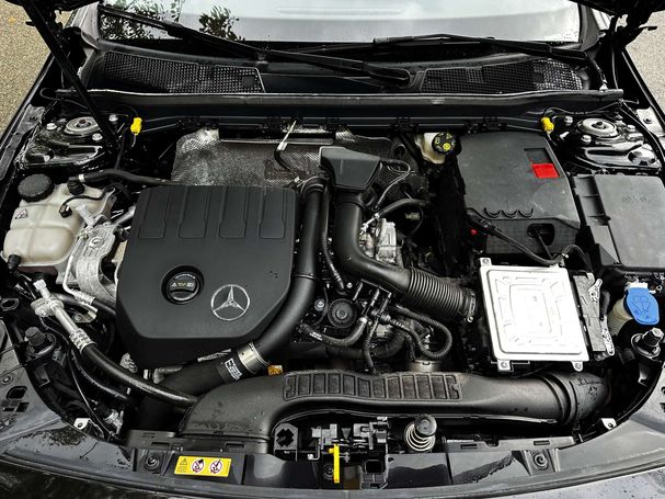 Mercedes-Benz A 180 100 kW image number 13