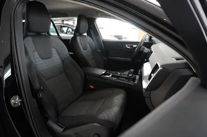 Car image 45