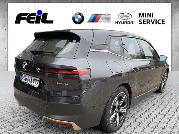 BMW iX xDrive40 240 kW image number 3