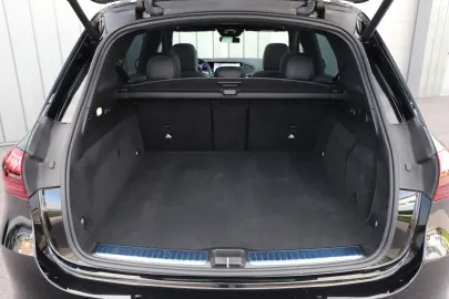 Car image 36