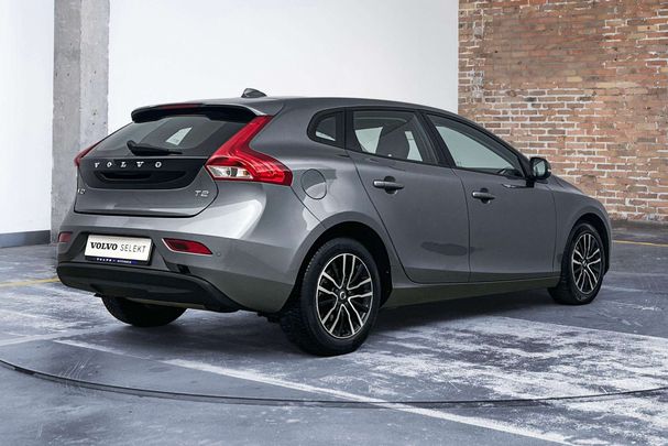 Volvo V40 T2 90 kW image number 3