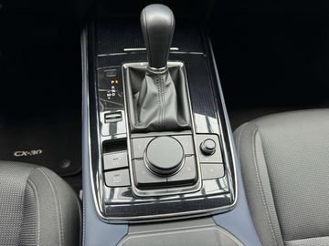 Car image 24