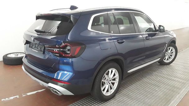 BMW X3 xDrive 140 kW image number 3