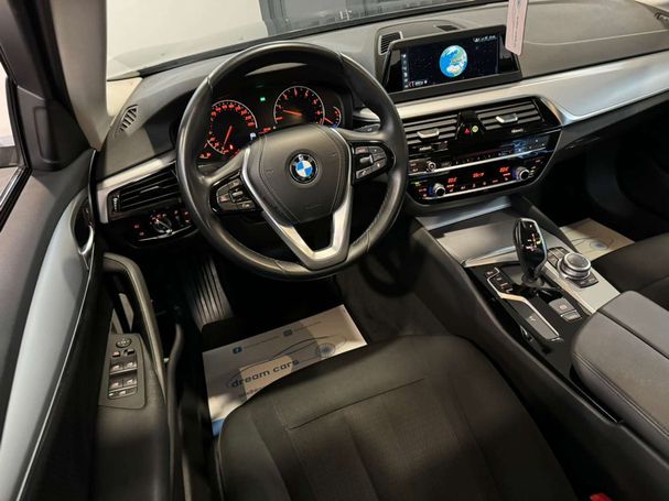 BMW 520i 135 kW image number 44