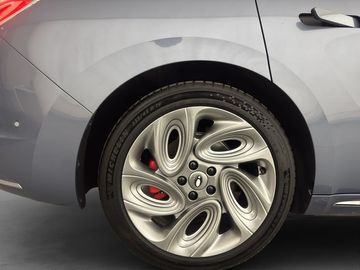 Car image 29