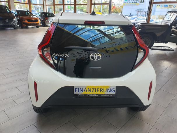 Toyota Aygo X 1.0 53 kW image number 2