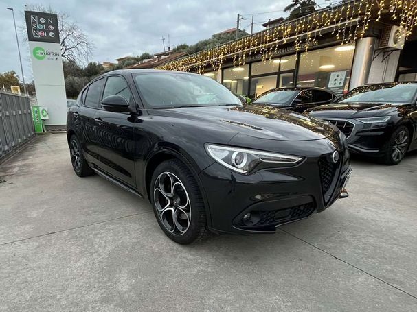 Alfa Romeo Stelvio 2.2 Q4 154 kW image number 2