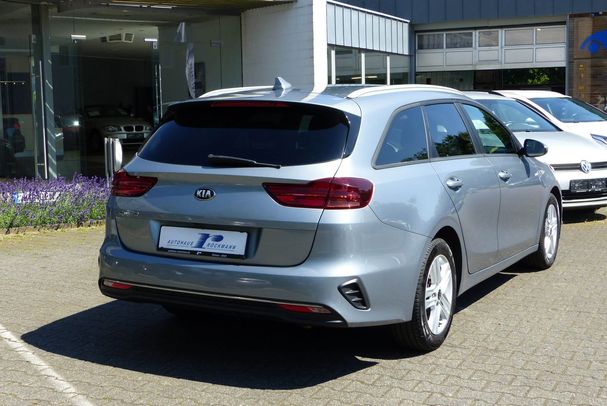 Kia Ceed T-GDi 74 kW image number 3