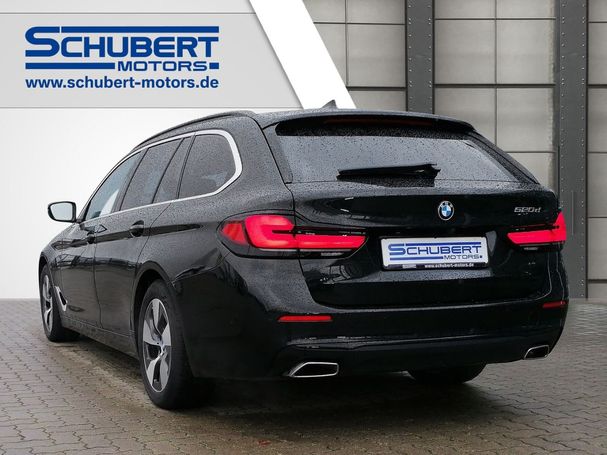 BMW 520d Touring 140 kW image number 3