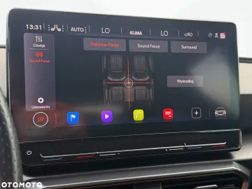Car image 40