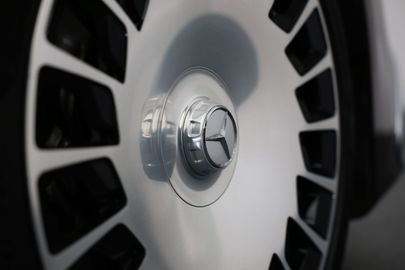 Car image 34