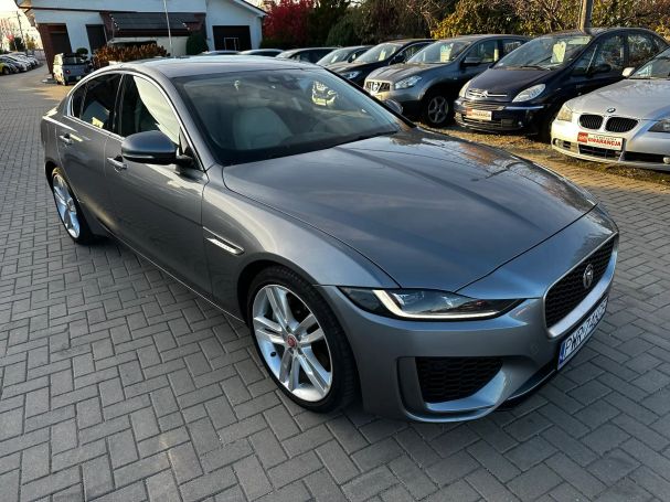 Jaguar XE 132 kW image number 2