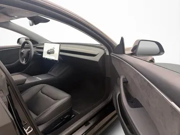 Car image 33