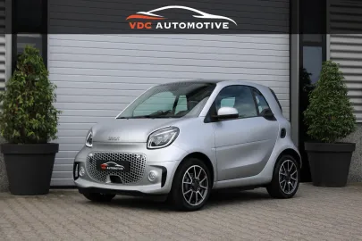 Car image 32