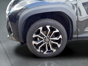 Car image 19