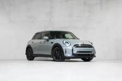 Car image 20