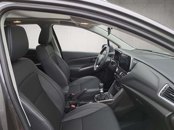 Car image 15