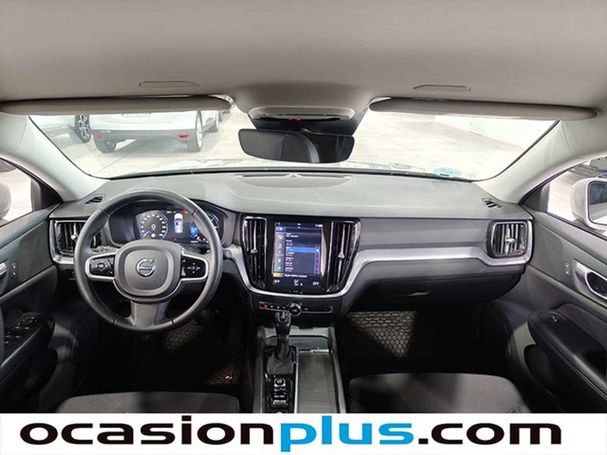 Volvo V60 Cross Country D4 AWD 140 kW image number 6