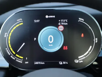 Car image 34
