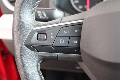 Car image 34