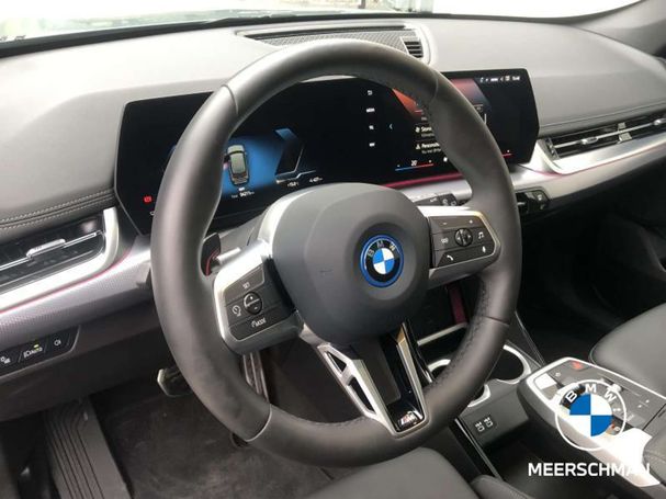 BMW iX1 M Sport 150 kW image number 13