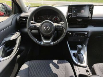 Car image 11